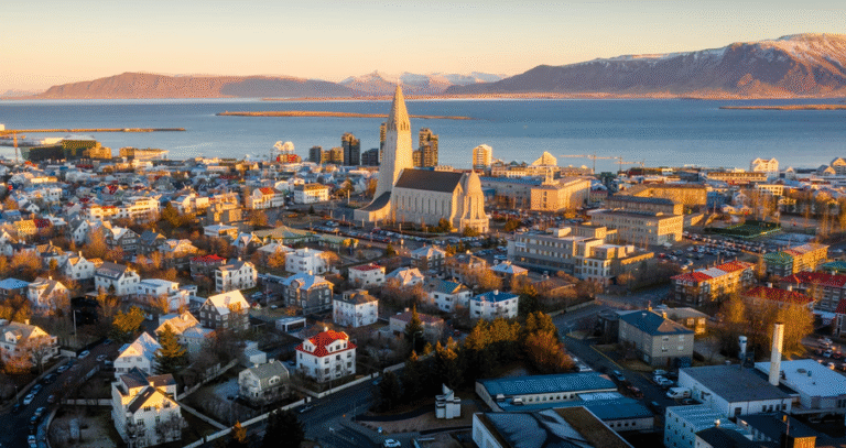 Catch the Magic: Reykjavik’s Secret Travel Seasons Revealed